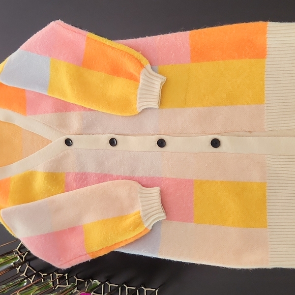 Long  Cardigan - Picture 11 of 16